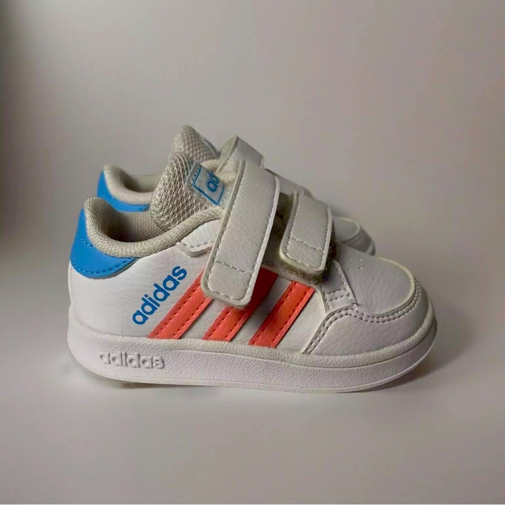 Toddler/Infant Size 5k Adidas sneakers unisex EUC